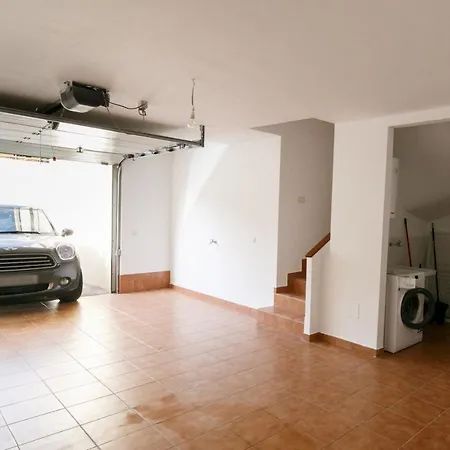 Tejita Apartment *
